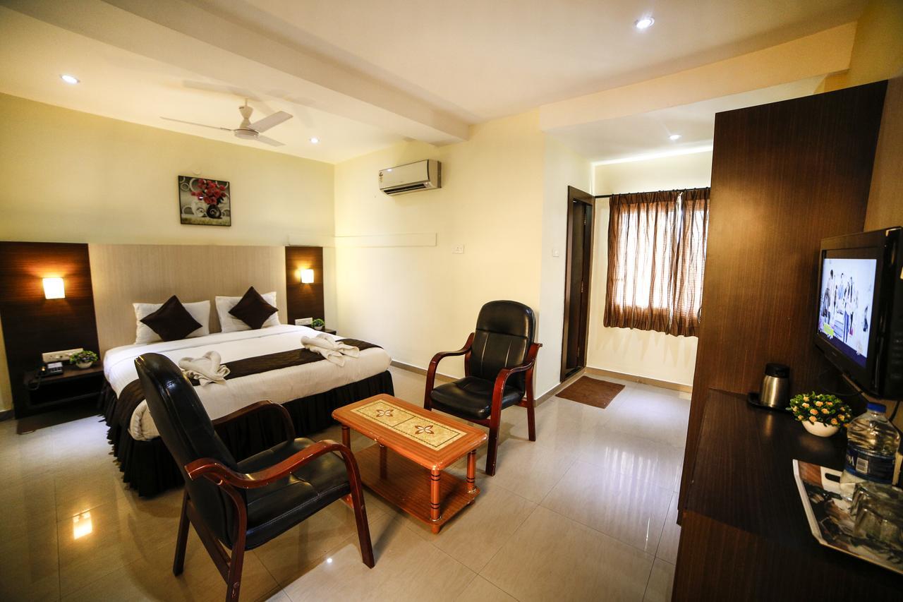 Hotel Tiruchendur Mani Iyer Palni Εξωτερικό φωτογραφία