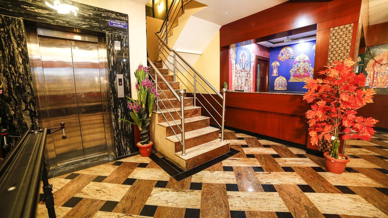 Hotel Tiruchendur Mani Iyer Palni Εξωτερικό φωτογραφία