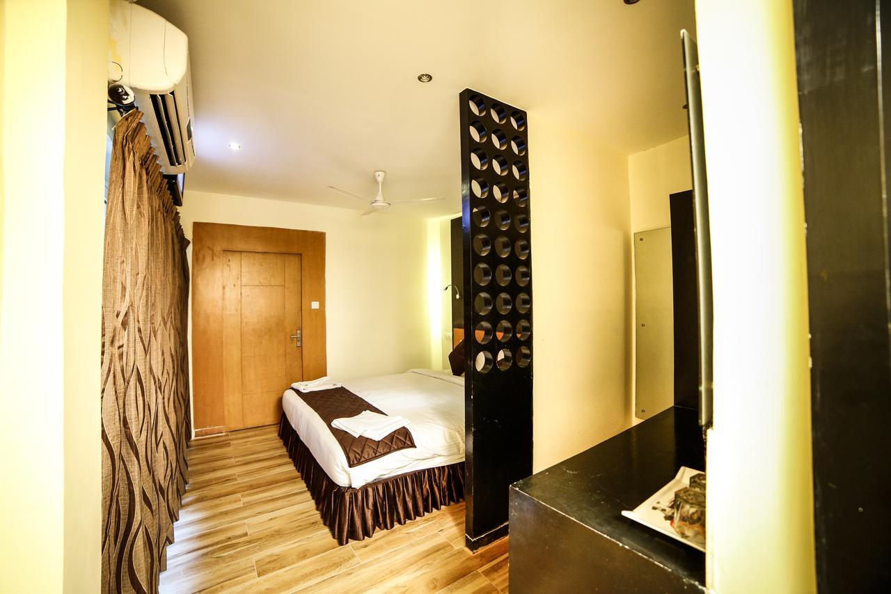 Hotel Tiruchendur Mani Iyer Palni Εξωτερικό φωτογραφία